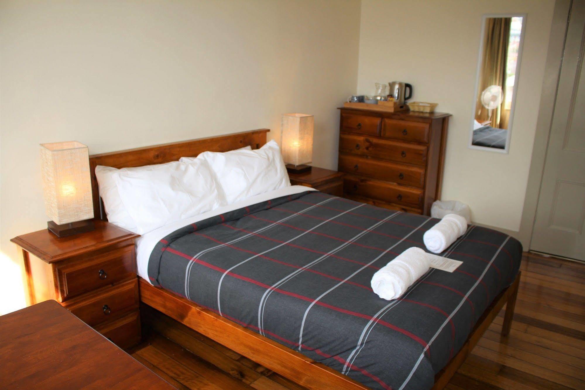 The Tasmanian Inn Hobart Exteriör bild