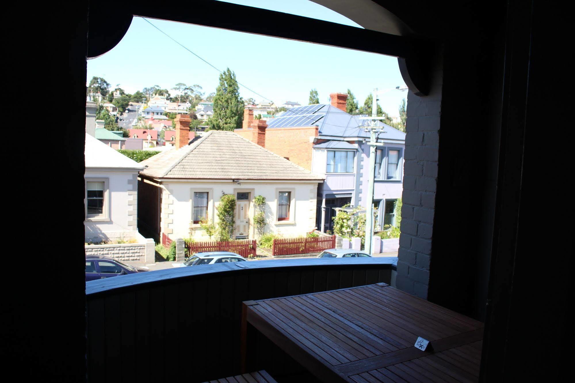 The Tasmanian Inn Hobart Exteriör bild